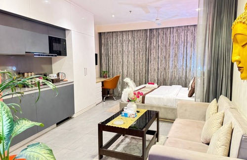 Noida Apartment | Cityscape studio/In Noida