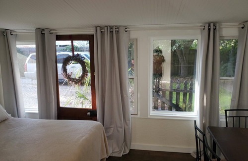 Mandeville Bed & Breakfast | Claiborne Suite in Old Mandeville