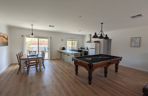 Upper Wakefield House | Clare Valley Escape, New home with pool table and 4 bedrooms on the Riesling Trail