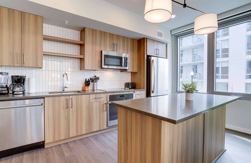 Clarendon Apartment | Clarendon Apt Near Restaurants & Metro