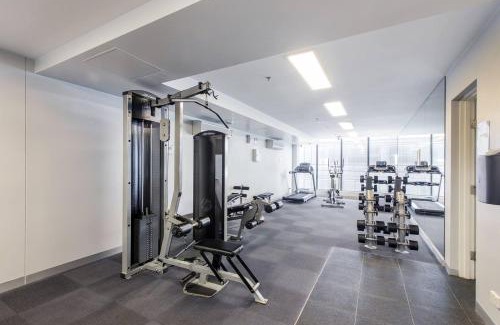 Southbank Apartment | Clarendon Rise - Easy City Living near Crown and Yarra