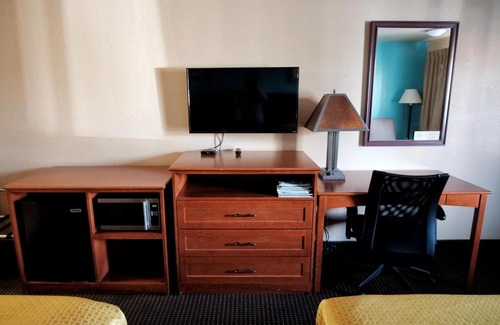 St. George Hotel | Claridge Inn - St. George