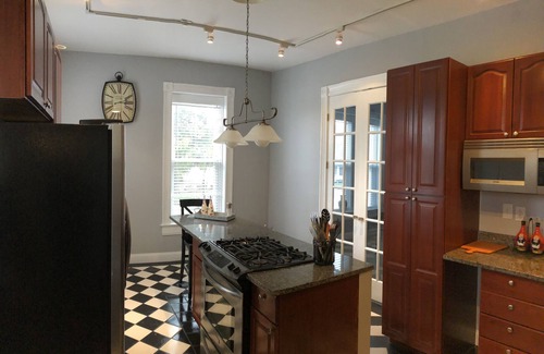 St. Charles Historic District House | Clark Brick House w/Pool - Historic St. Charles