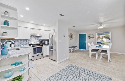 Jacksonville Beach House | Classic Beach Bungalow with Casita and Heated Pool