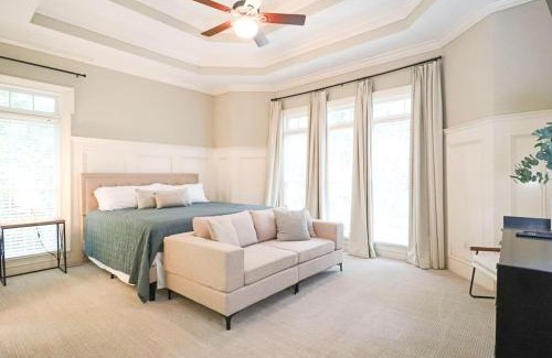 Athens House | Classic City Retreat Five Points Golf Athens Walk