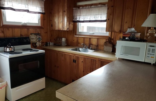 Dewey Beach House | Classic Dewey Beach Cottage 2 Br 1 Ba