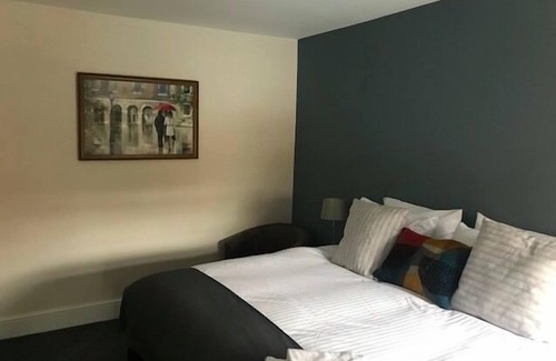 Oxford House | Classic Double at Botley Town House