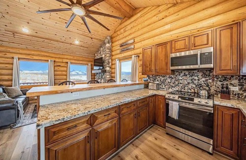 Tetonia Cabin | Classic Log Cabin, Epic Teton Views, & Pets OK!