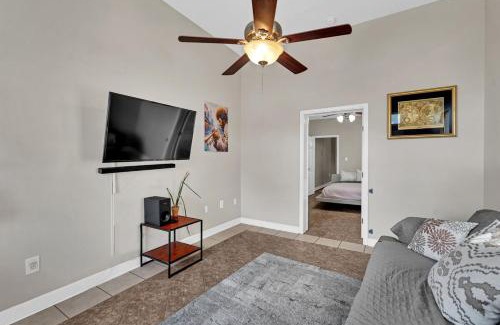 Mid-City House | Classic NOLA Stay in Cozy 2BR Shotgun