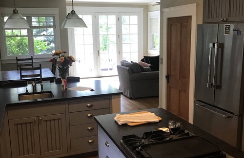 Mapleton Hill House | Classic Updated Mapleton Hill historic home! Hike Sanitas, stroll Pearl Street.