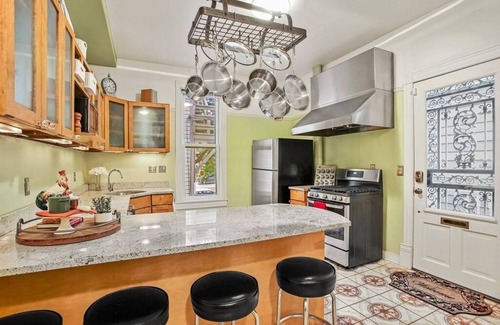 Lower East Side House | Classic Victorian with modern amenities in the heart of Downtown Milwaukee