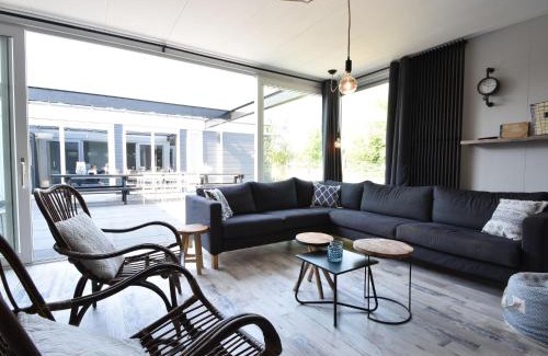 Sint-Annaland House | Classy Holiday Home in Sint Annaland Barbecue