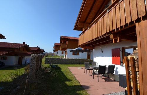 Lechbruck House | Claudia - cozy vacation home at the Lechsee, Allgäu, Swedish stove, W-Lan, garden