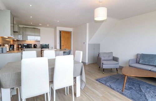 Docking Cottage | CLAVERING 1 BERNALEEN COTTAGES, pet friendly in Docking