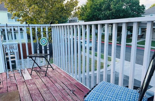 San Marcos Apartment | Clean 1-bedroom apartment with WiFi, AC in welcoming San Marcos