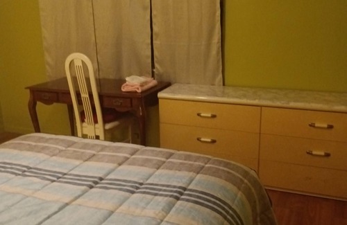 Lauderdale Lakes House | CLEAN AND TIDY
