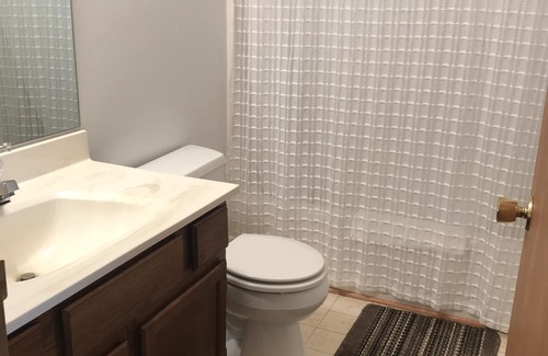 Wakefield Apartment | Clean, Comfortable and Quiet Condo at the base of Jackson Creek Summit