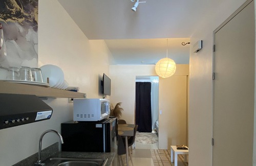 Las Pinas Condo | Clean Condo, Stunning Sunrise and Sunset View at SMDC South Residences