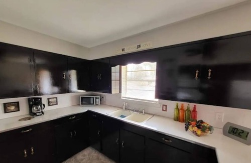 Jacksonville House | *Clean, Discounted: Relaxing, 3BR/2BA-near LRAFB