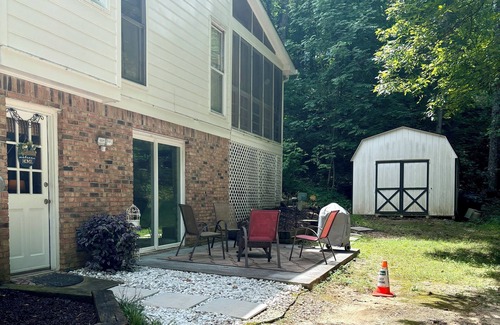 Marietta Apartment | Clean n Comfy apartment on 2 acres in a great safe location with Spa amenities.
