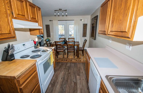 Kodiak House | Clean, Quiet And Professionally Decorated. Close To All Amenities.