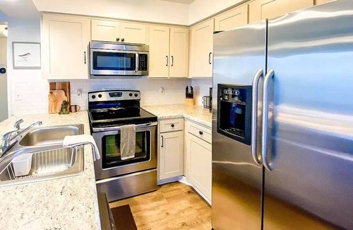 Miramar Beach Condo | Clean & Ready for Guests! Recently Remodeled, Steps to the Beach!