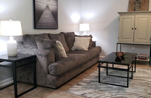 Kreole House | Clean, Spacious, 3BR 2BA, Handicap Access