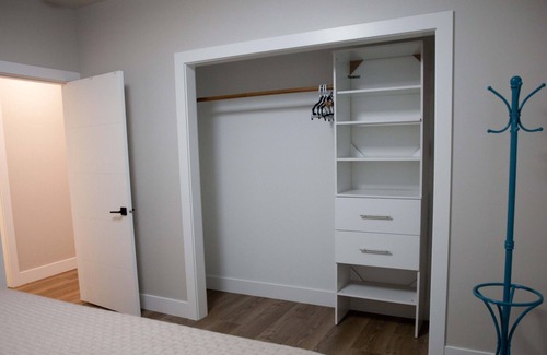 Abbotsford House | Clean Spacious Oasis