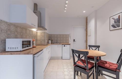 La Petxina Apartment | ❈Clean & Tranquil Apartment close to City Centre❈