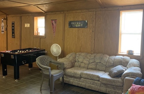 West Branch Cabin | Clear Lake Lodge #2 * Plenty of Parking * Close to Lake and Bar