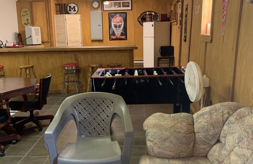 West Branch Cabin | Clear Lake Lodge #2 * Plenty of Parking * Close to Lake and Bar