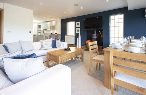 Cirencester House | Clearwater 67, Ortolan Villa (P)
