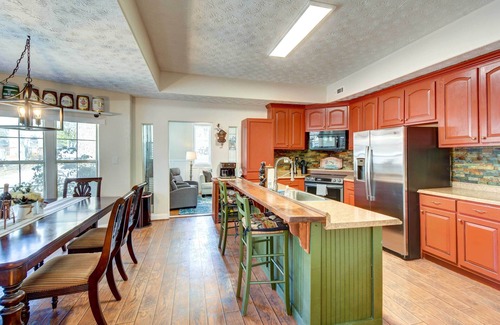 Cleveland Cabin | Cleveland Cabin w/Private Hot Tub ~ 7 Mi to Helen