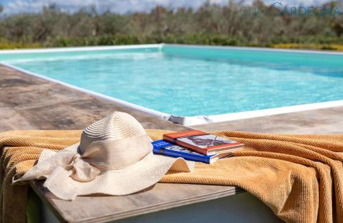 Alghero Villa | ClickSardegna Villa dei Limoni with pool close to the beach