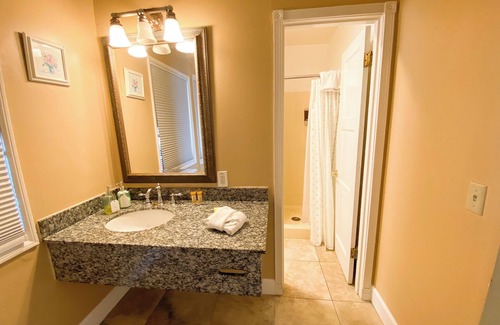 Mussel Shoals Hotel | Cliff House Inn On The Ocean