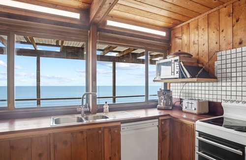 Myponga Beach House | Cliffs End Beach Shack - 105 Gold Coast Drive