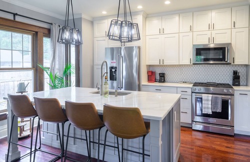 Clintonville House | Clintonville Comfort and Class
