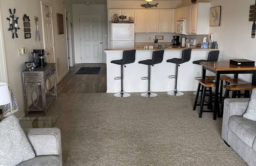 Lake Ozark Condo | Close to Bagnell Dam