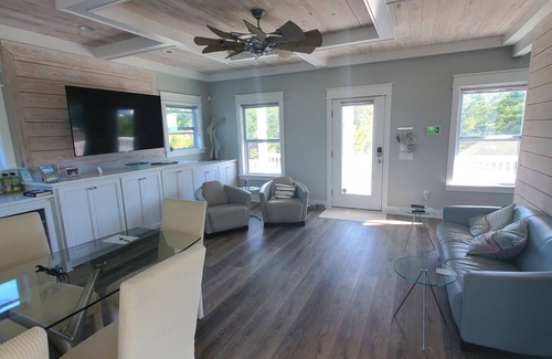 Carrabelle House | Close to beach,town and boat launch