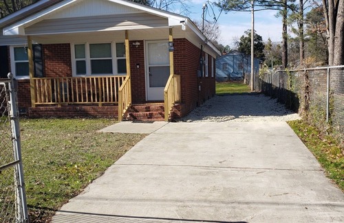 Terry Sanford House | Close to everything-Centrally located to downtown, coliseum, hospital, & stadium