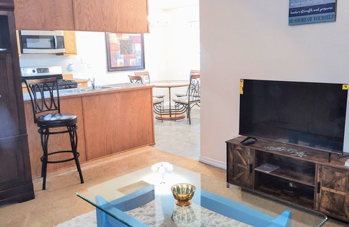 Kreole House | Close to everything. n20 min to Casinos/Beach n30 min to Mobile n90 min to NOLA