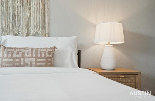 West Campus Apartment | Close to it All in West Campus 2BR w Free Parking