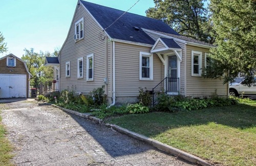 Lake Koshkonong House | Close to lakes!