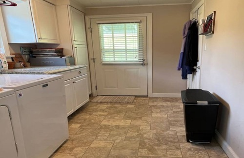 Canton House | Close to Parkway. Motorcycles Welcome. Country setting, peaceful Mountain Views