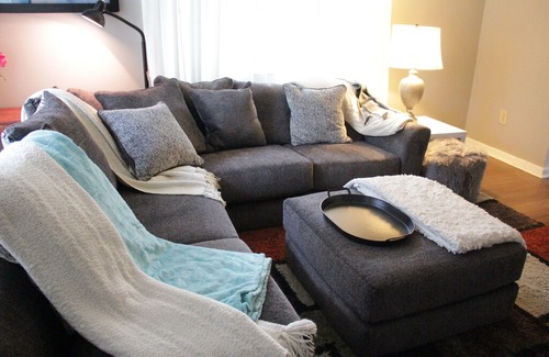 Channing Valley House | Close to Shepherd Center in Buckhead