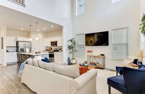 Lehi House | Close to Thanksgiving Point, Pet-Friendly!