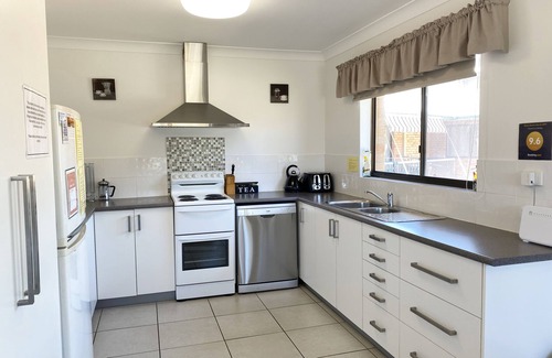 Bongaree Apartment | Cloud 8!