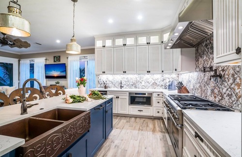 Anna Maria Apartment | Cloud 9 - BeachFront Splendor