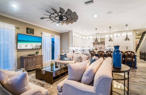 Anna Maria Apartment | Cloud 9 - BeachFront Splendor