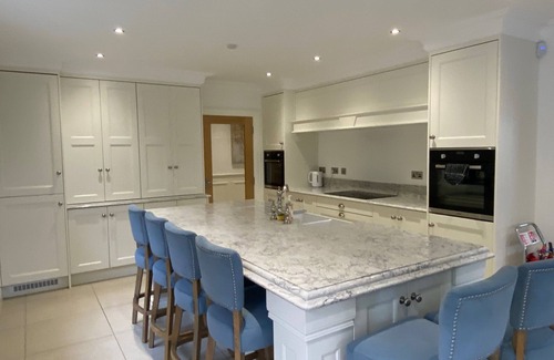 Newry House | Cloud Nine With Private Hottub - The Last Resort